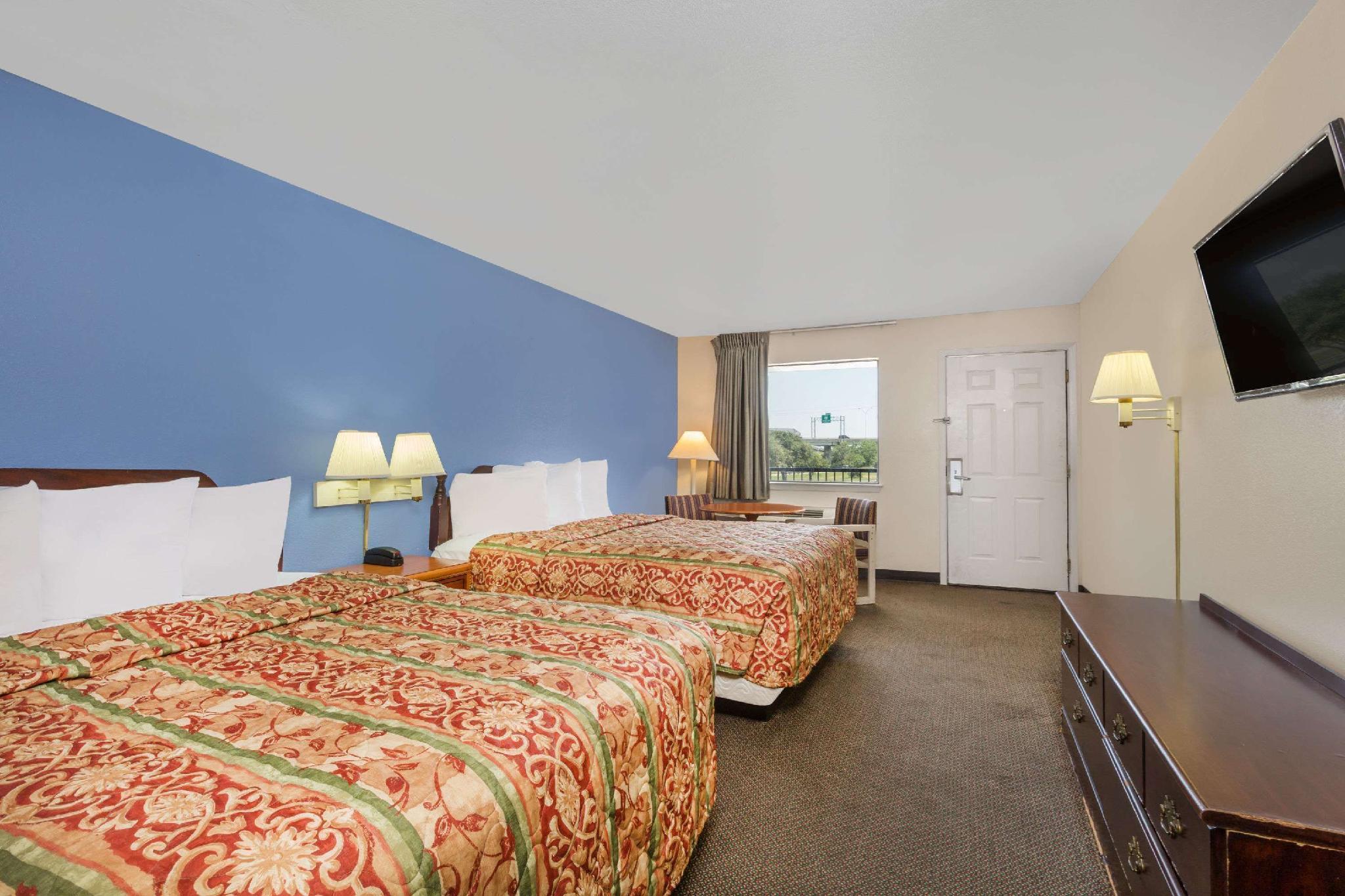 Days Inn Windcrest By Wyndham סן אנטוניו מראה חיצוני תמונה