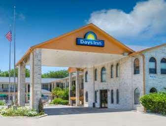 Days Inn Windcrest By Wyndham סן אנטוניו מראה חיצוני תמונה